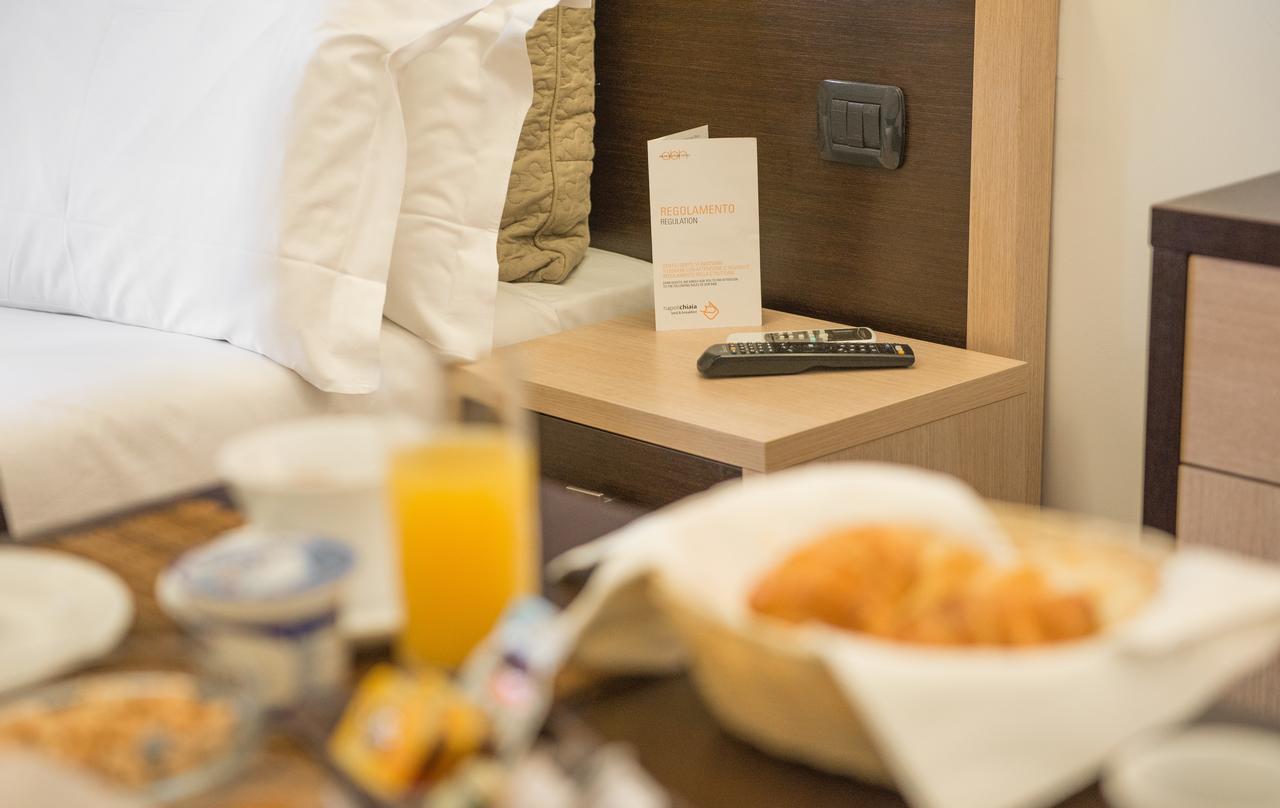 B&B Chiaia 32 Napoli Bagian luar foto